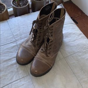 Steve Madden combat boots